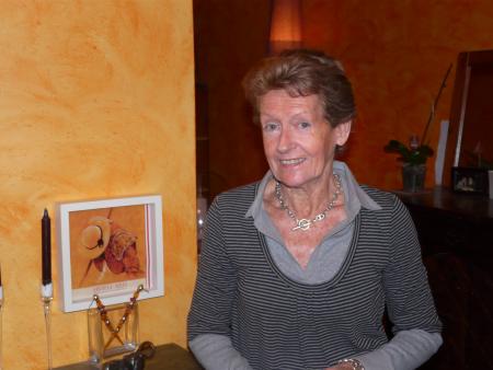 MAMAN SE REGALE D'AVANCE